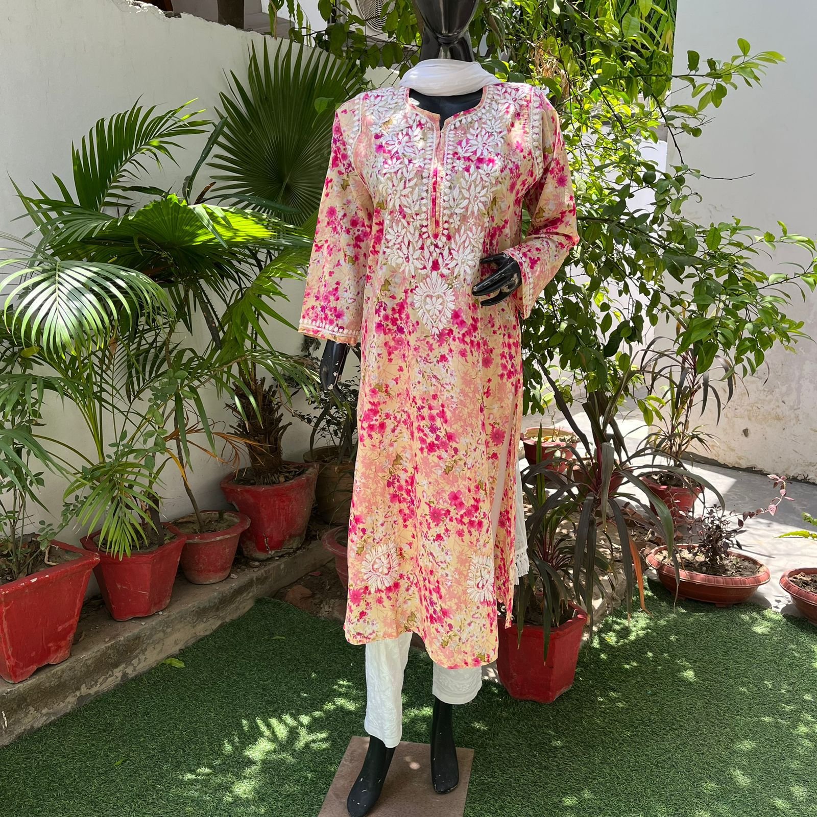 Mulmul-Cotton-Chikankari-Kurta-Pink.jpg